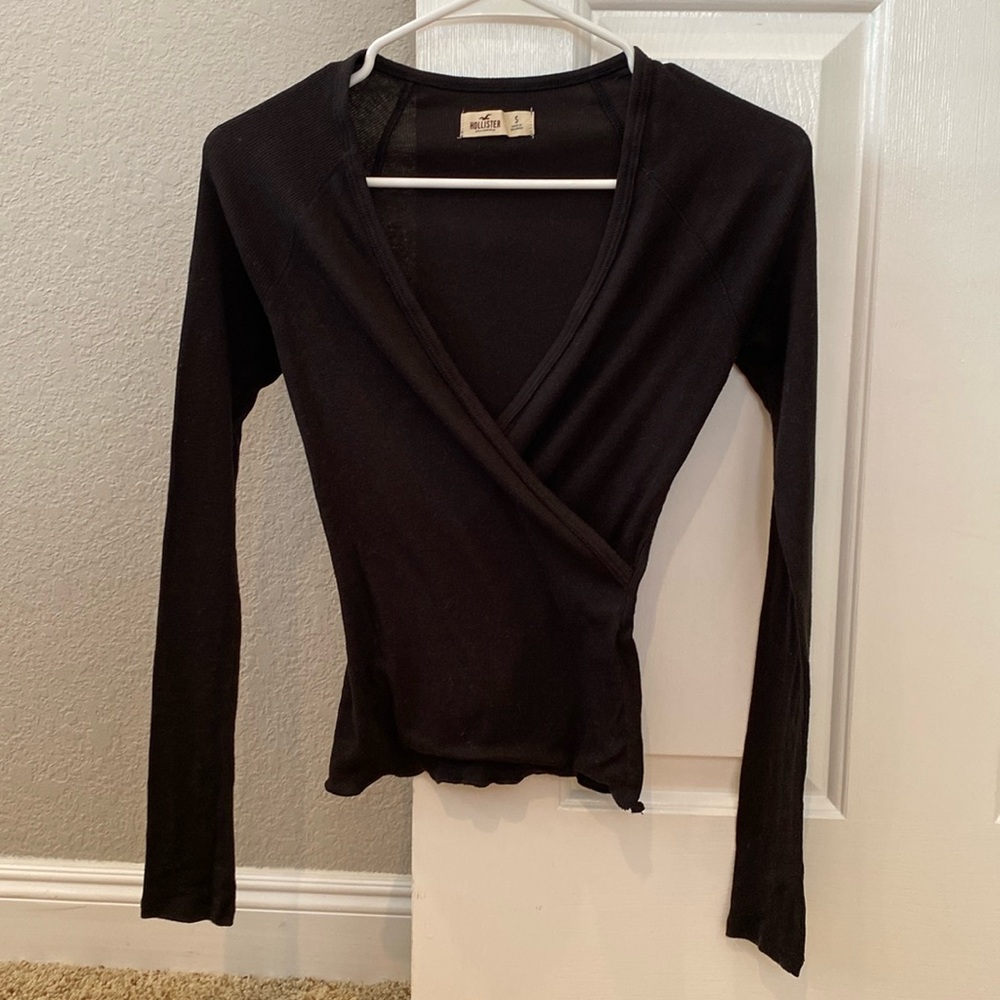 Hollister Black Ribbed Wrap Long Sleeve Size Small